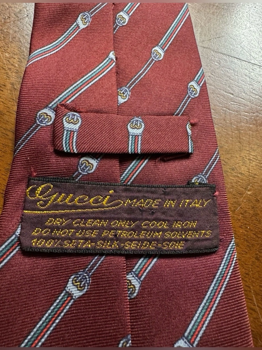 Vintage Gucci Red Burgundy Silk Tie Equestrian Gold Horsebit Made In Italy